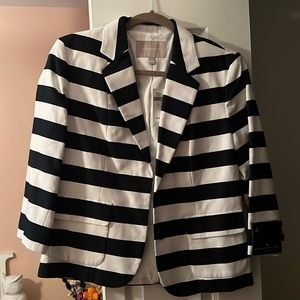 Banana Republic blue and white cropped sleeve blazer